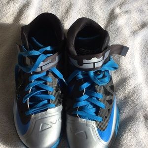 Lebron James zoom soldier 6